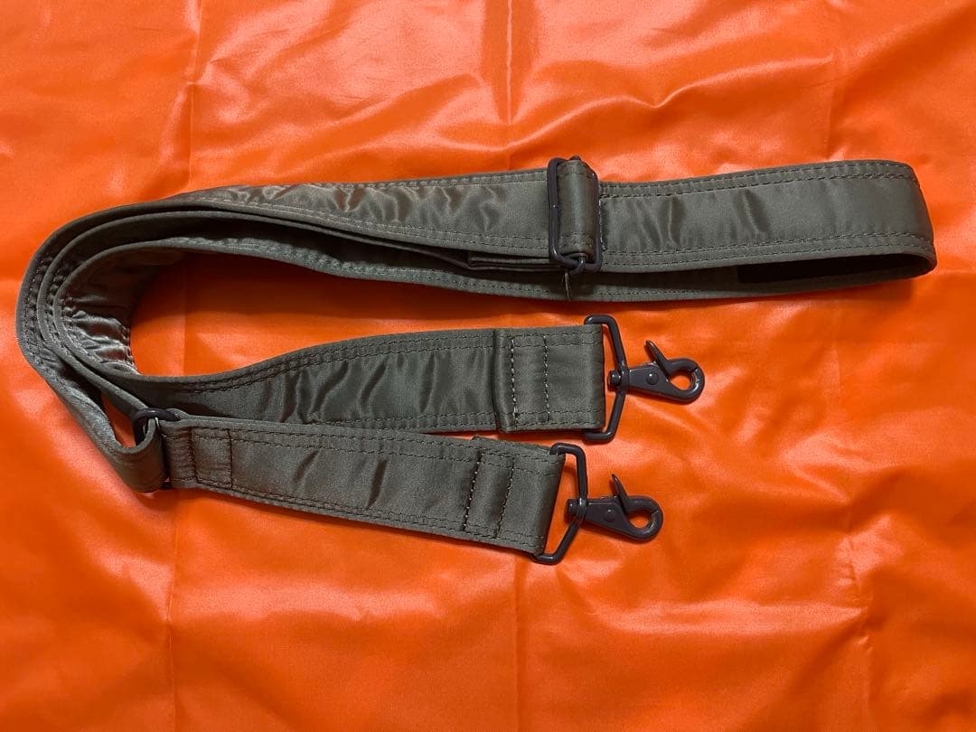 PORTERタンカー ブリーフケース ショルダー 3way 希少色セージグリーン PORTERタンカー ブリーフケース ショルダー 3way 希少色セージグリーン