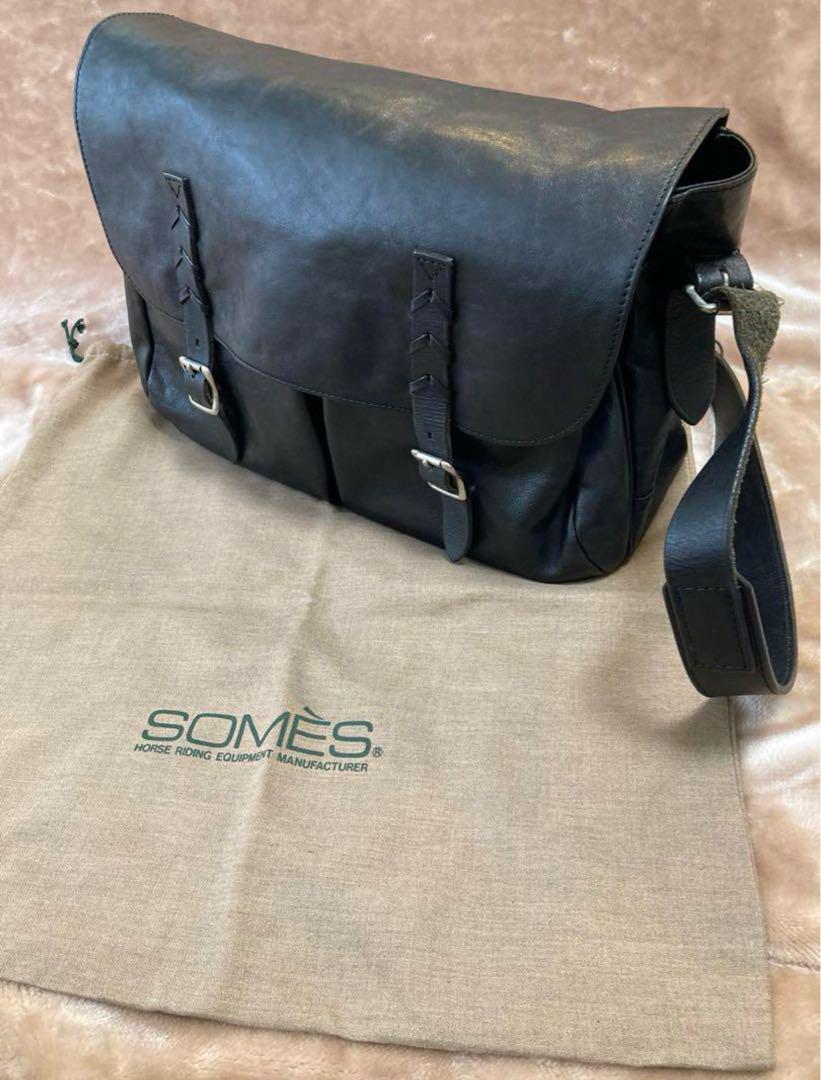 SOMÈS 黒レザー ショルダーバッグ キーホルダーおまけ