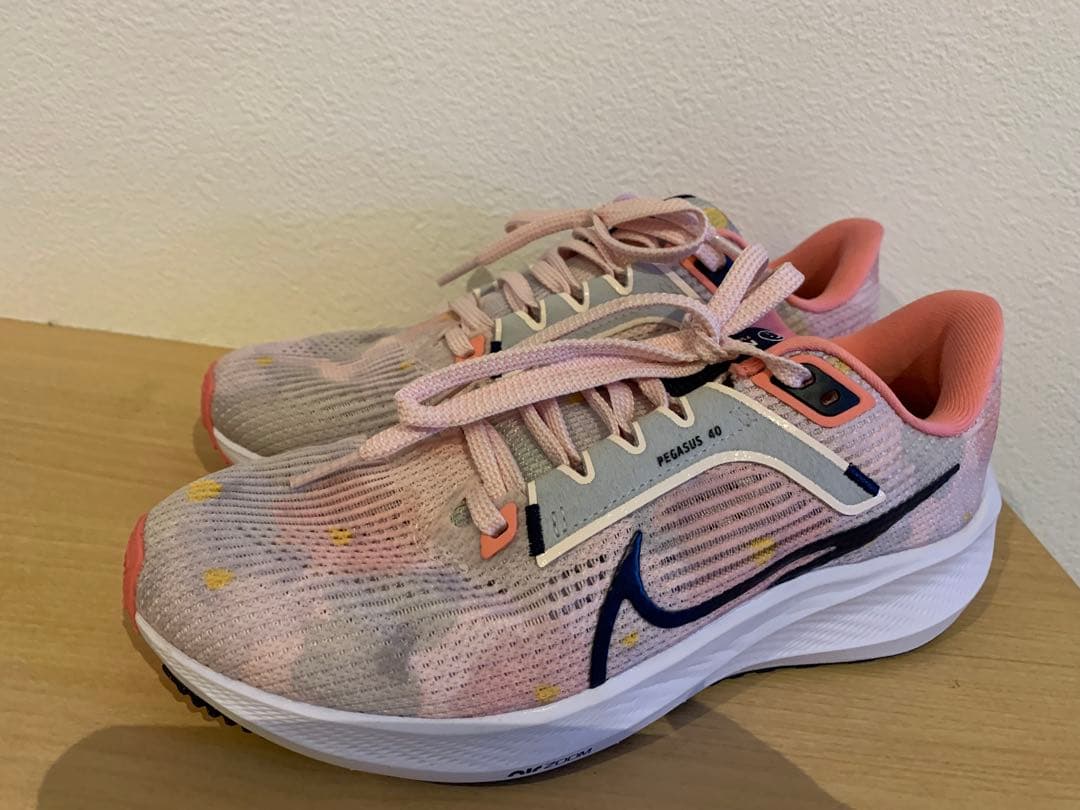 NIKE エアズーム ペガサス 40 23.5㎝花柄