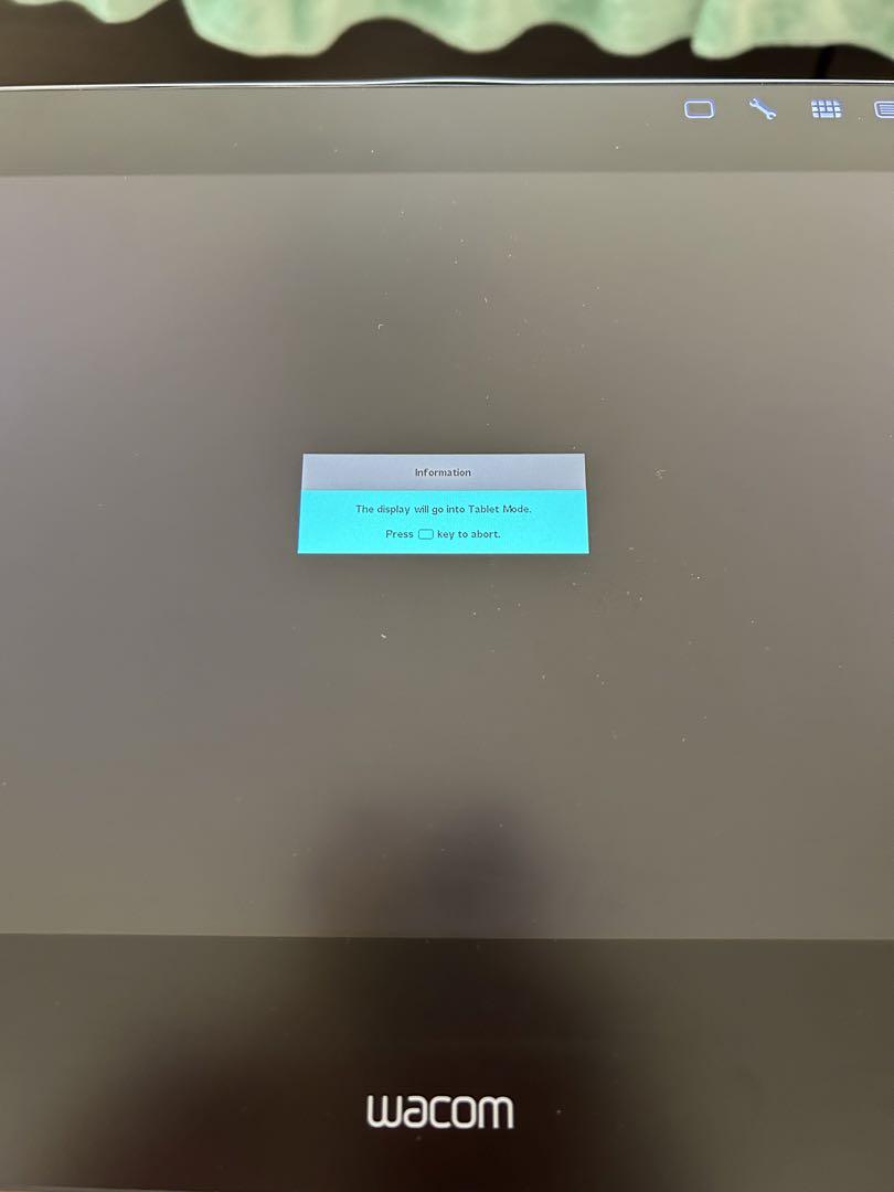 液晶ペンタブレット