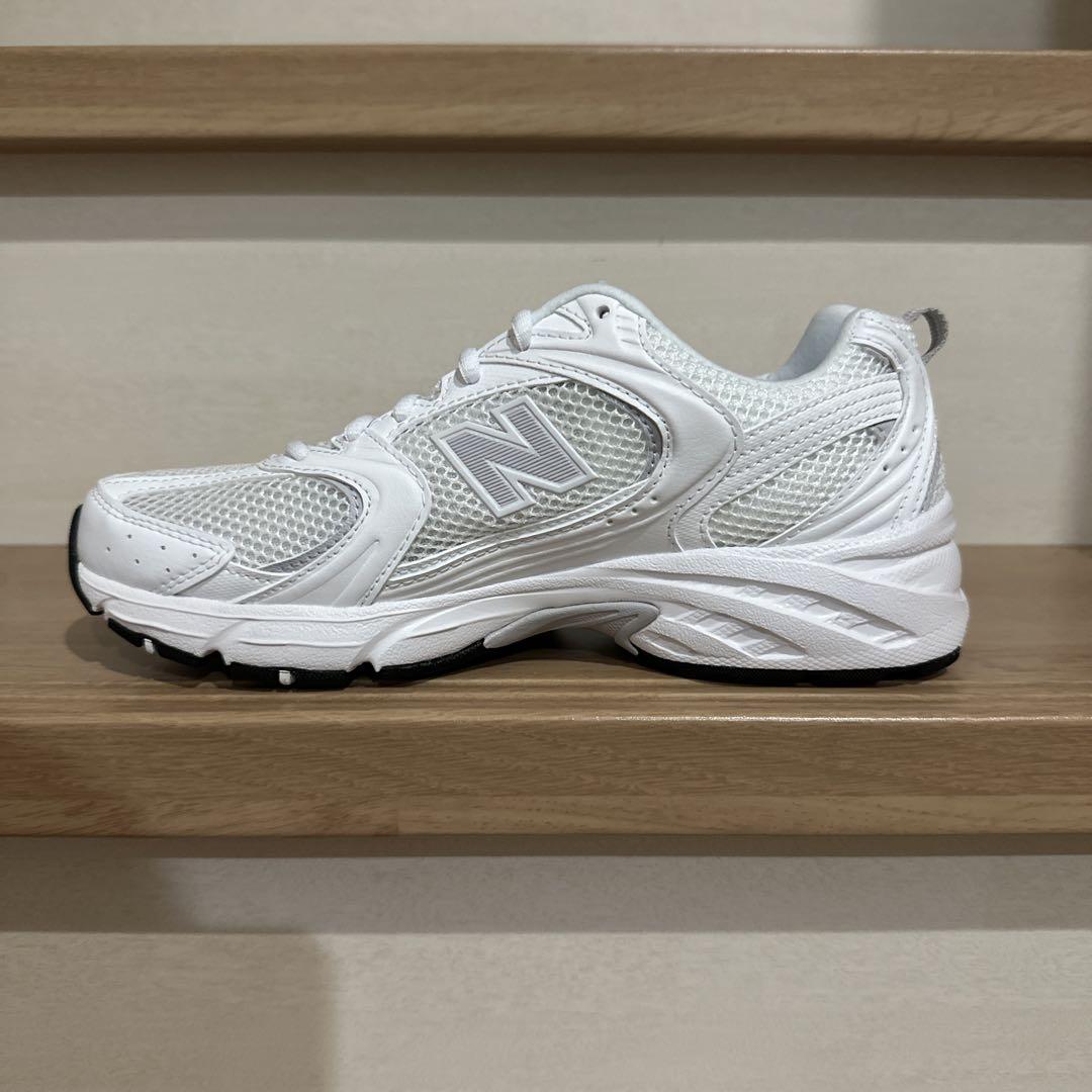 New Balance スニーカー ホワイト　24 セール】740（スニーカー）｜New Balance（ニューバランス）の