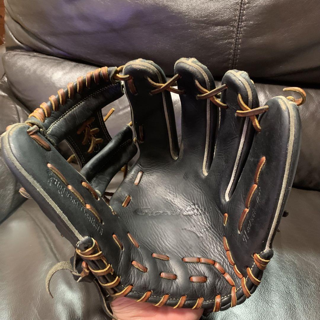 ミズノ　グローバルエリート　軟式内野手用グローブ