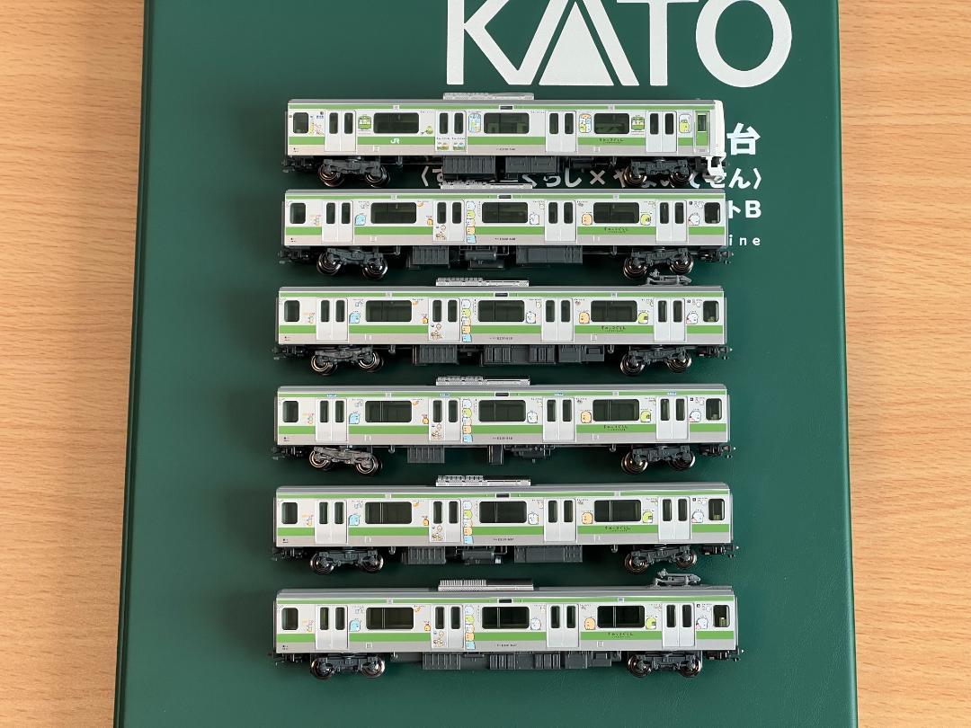 KATO E231系500番台 すみっコぐらし×やまのてせん ラッピングトレイン
