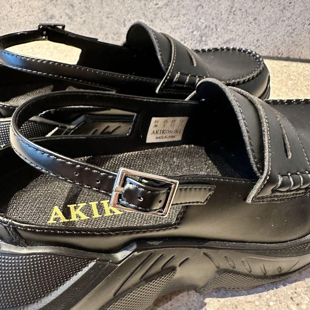AKIKOAOKI demi Black×Black-faux leather
