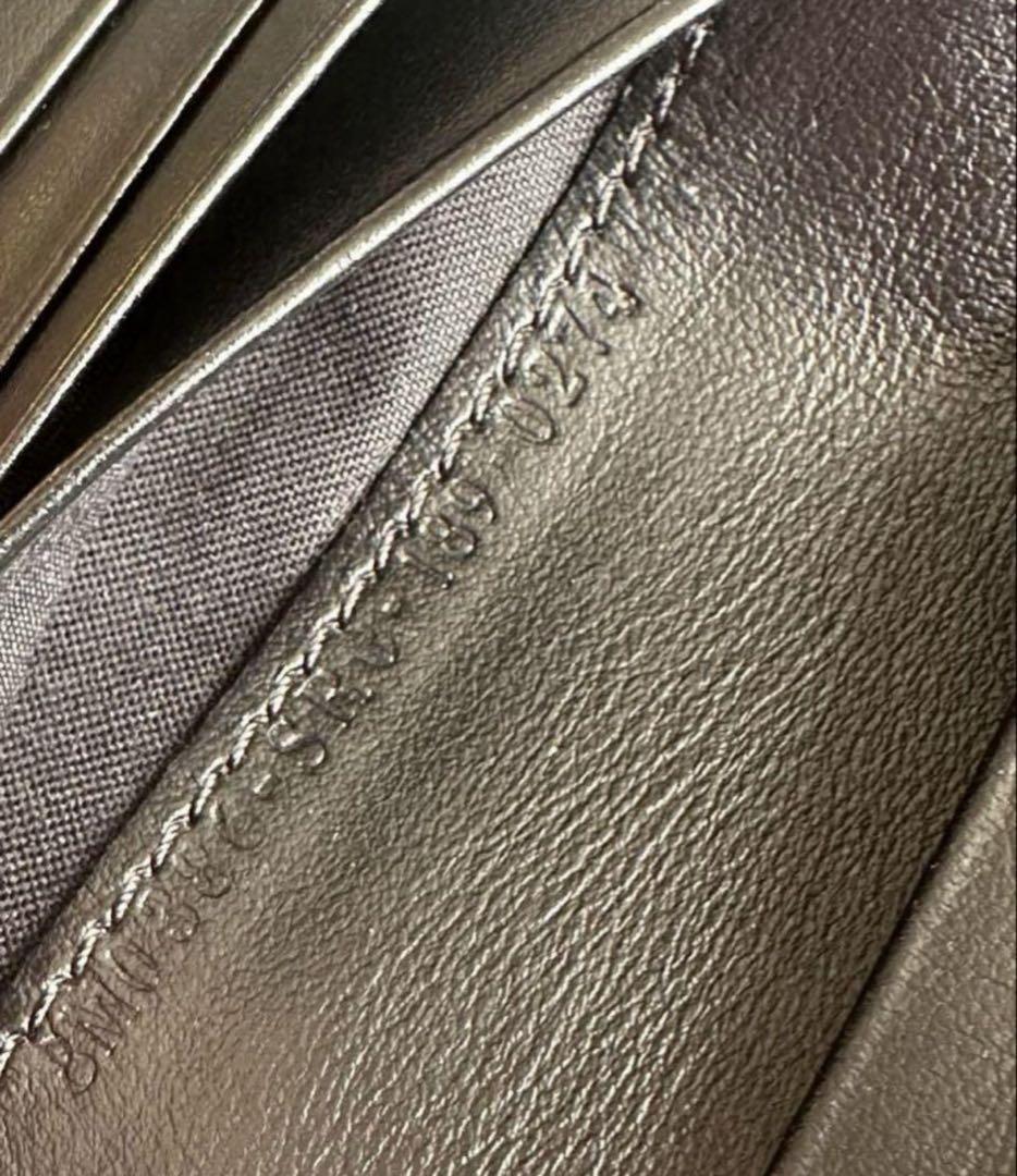 FENDI フェンディ