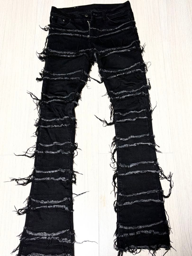 mnml ダメージデニム