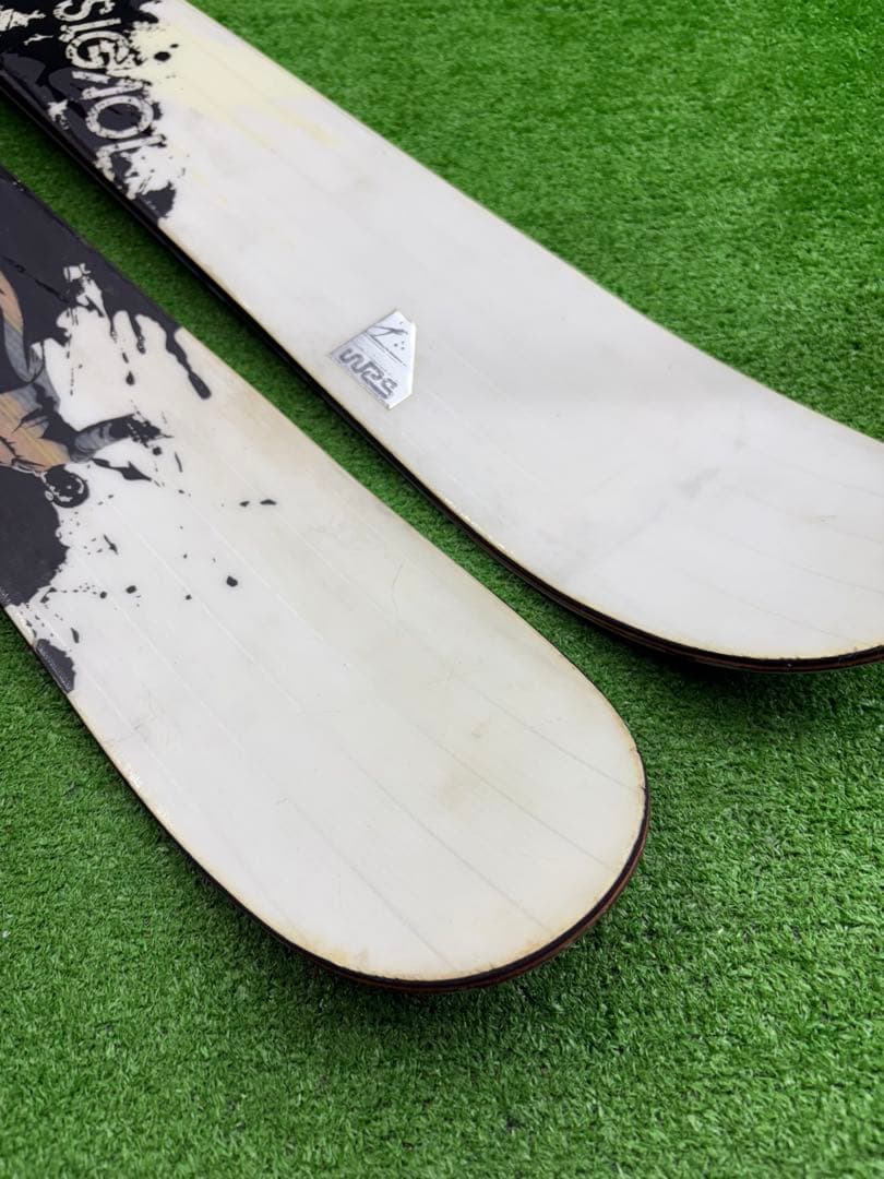 寶雪k-446 ロシニョール SCQATCH ツインチップ パウダー 171cm 寶雪k-446 ロシニョール SCQATCH ツインチップ パウダー 171cm