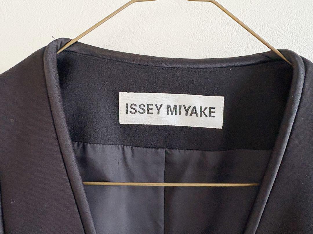 ISSEYMIYAKE デザインジャケット ブラック イッセイミヤケ