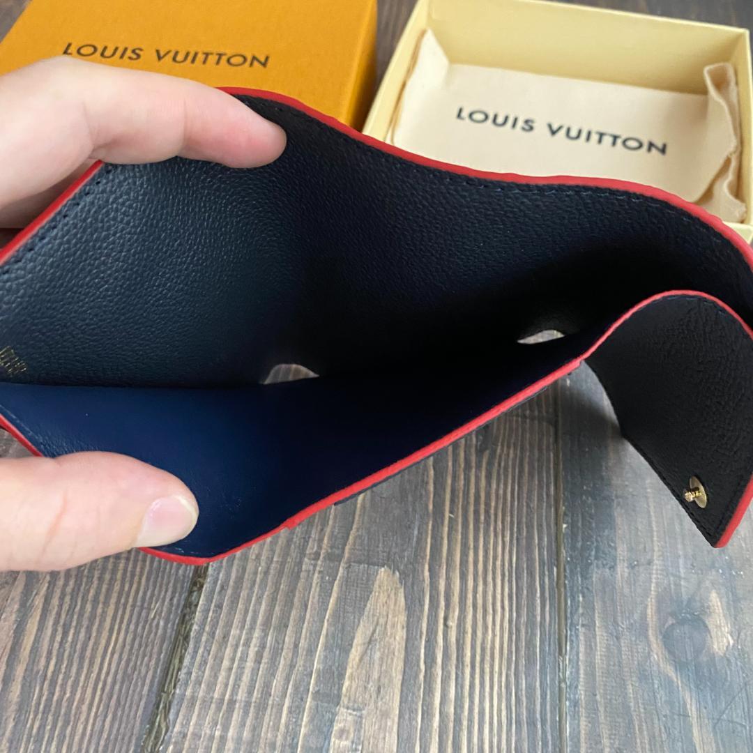 アンプラント ヴィクトリーヌ 三つ折り財布 マリーヌ