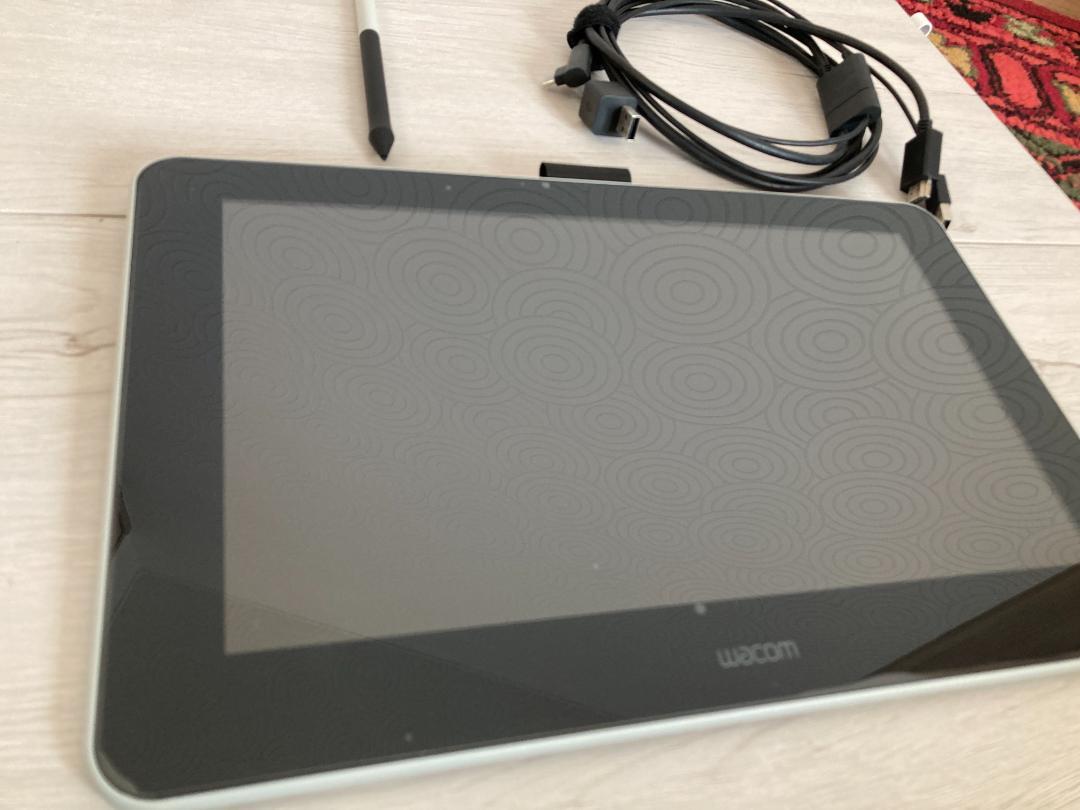 Wacom One DTC133 ホワイト