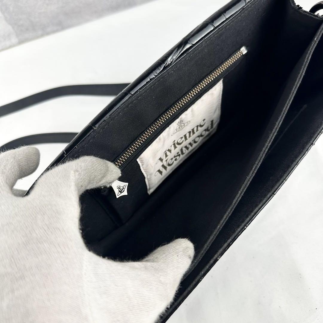 美品 イルビゾンテ 2way ショルダーバッグ ハンドバッグ レザー 黒 美品】イルビゾンテ ショルダーバッグ ミニボストン 2way ロゴ型
