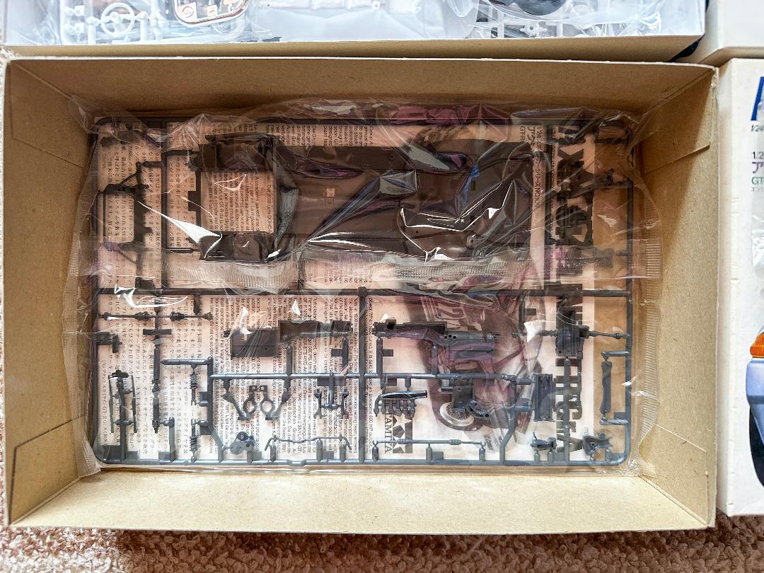 ■タミヤ 1/24 スポーツカーシリーズ 2台（GT-R ）