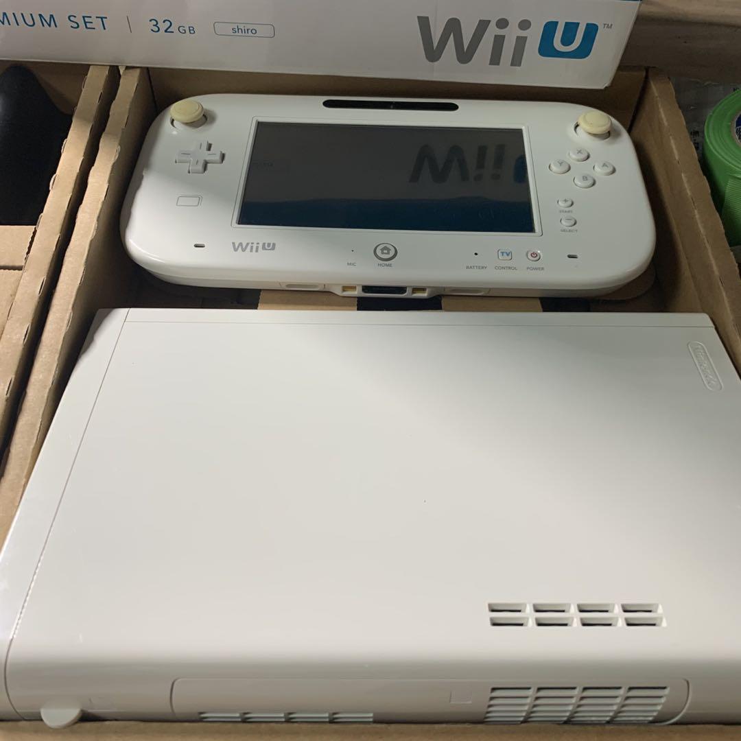 箱無しWiiU本体32G Nintendo Wii U Deluxe Edition 32GB Home Console - White for
