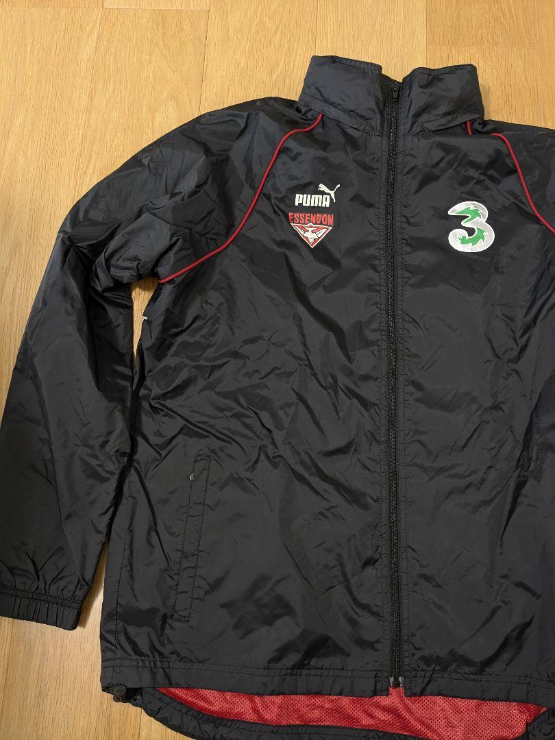 極美品　Puma　エッセンドン　essendon　 ウインドブレーカー