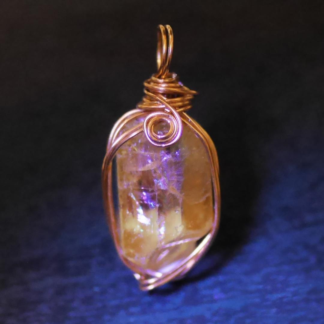 レインボー イエローアパタイト