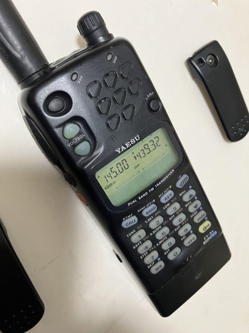YAESU デュアルバンド FT-51 動作品と部品取り品 2台 アマチュア無線