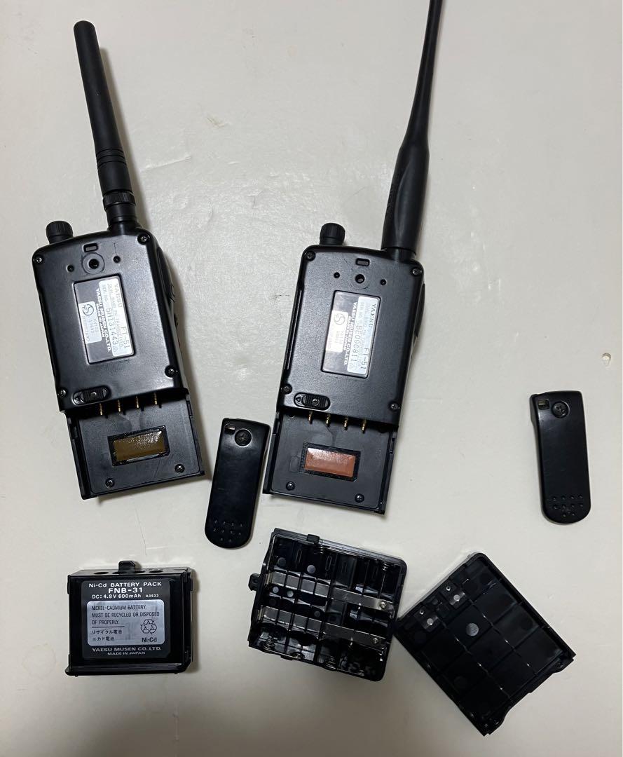 YAESU デュアルバンド FT-51 動作品と部品取り品 2台 アマチュア無線
