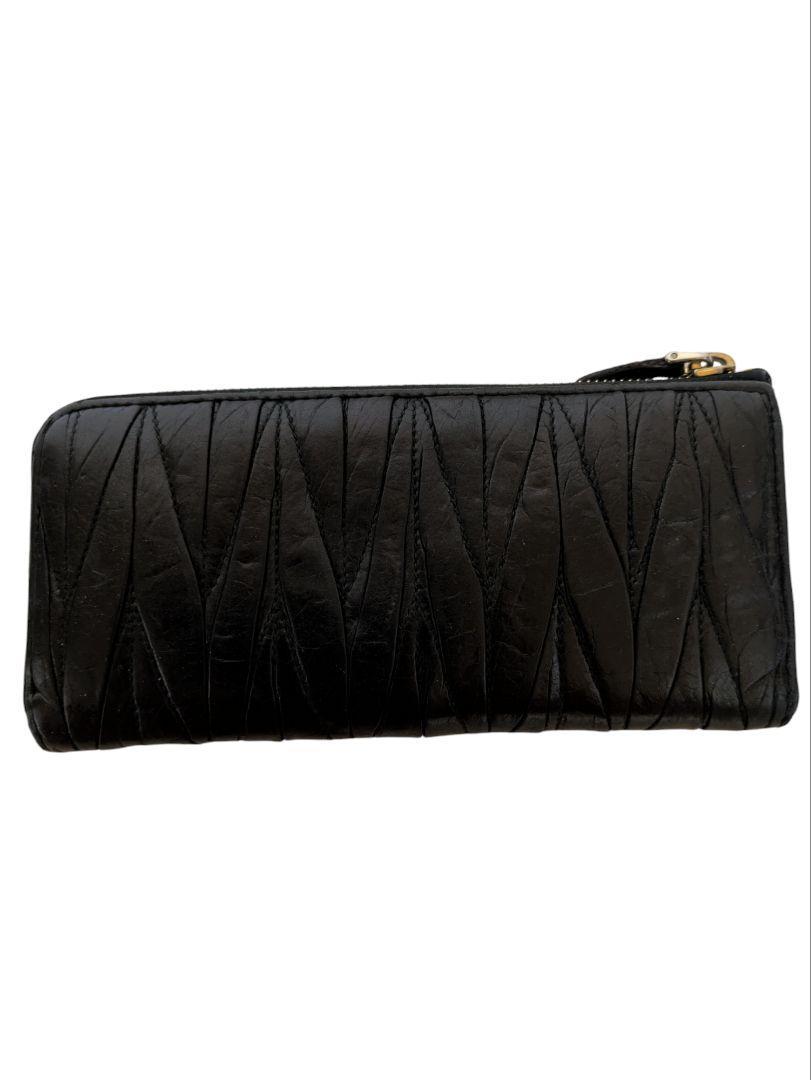 【送料無料】MIUMIU　マテラッセ　長財布　ミュウミュウ　プラダ