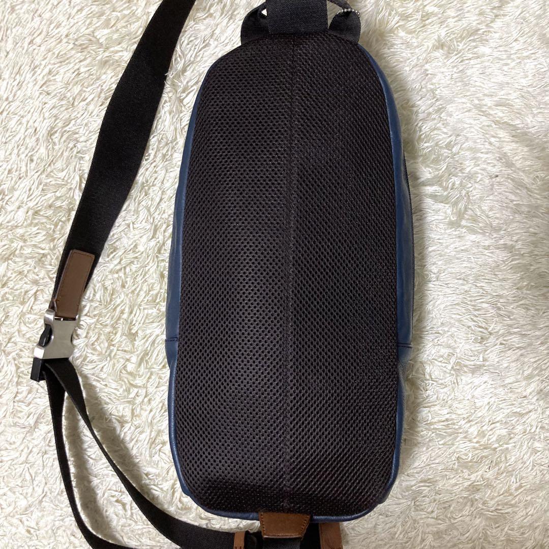極美品】COACH コーチ チャールズ ボディバッグ レザー 本革