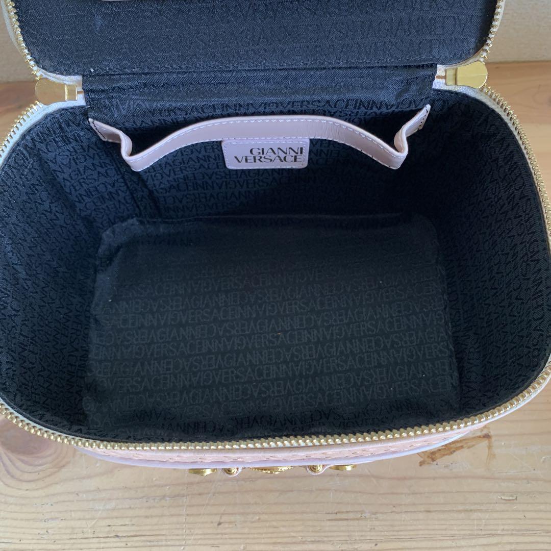 GIANNI VERSACE ヴェルサーチ レザー