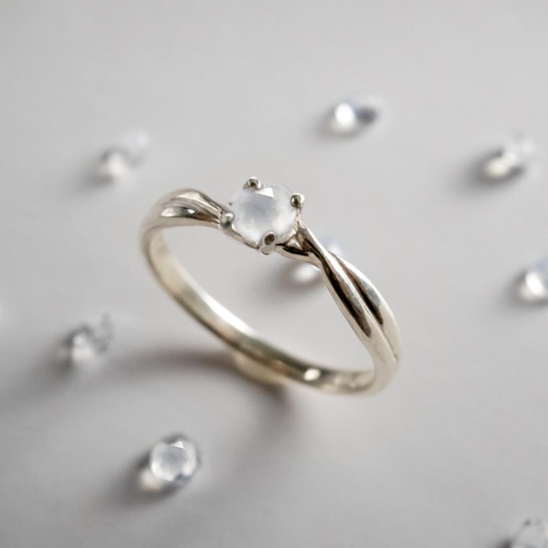 S65_18 シルバー リング 天然石 ハンドメイド ホワイトムーンストーン S65_18 シルバー リング 天然石 ハンドメイド ホワイトムーンストーン
