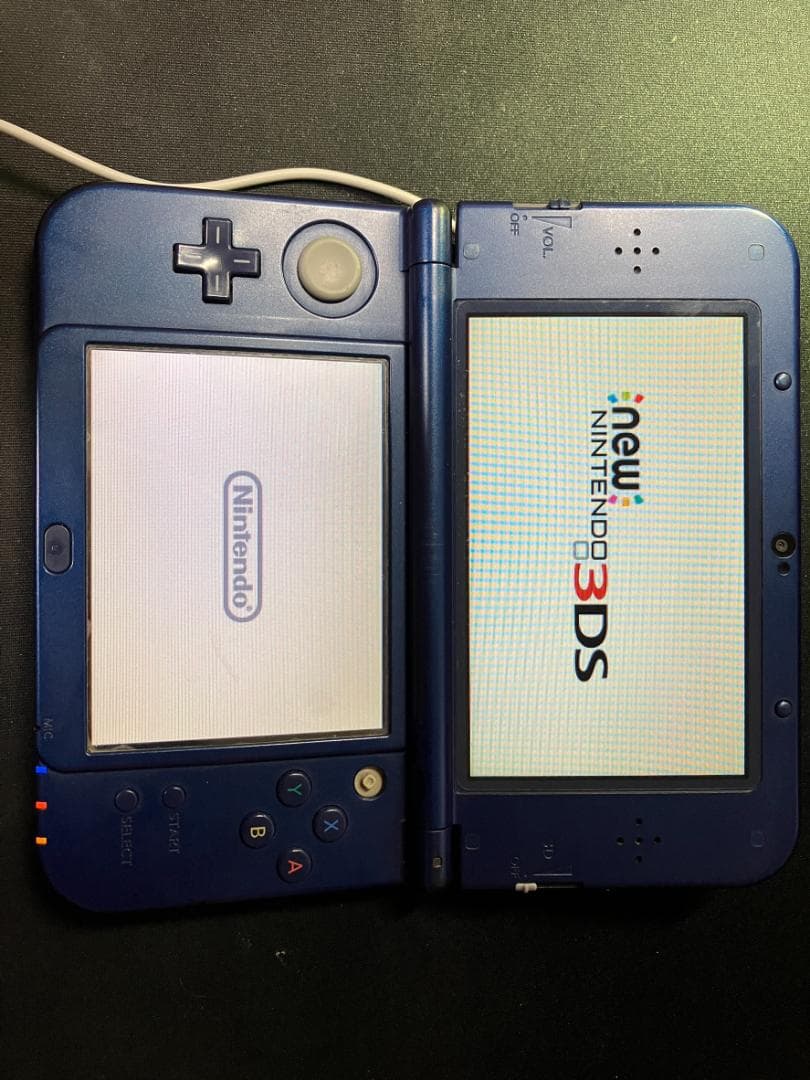 New Nintendo 3DS LL 本体+充電器