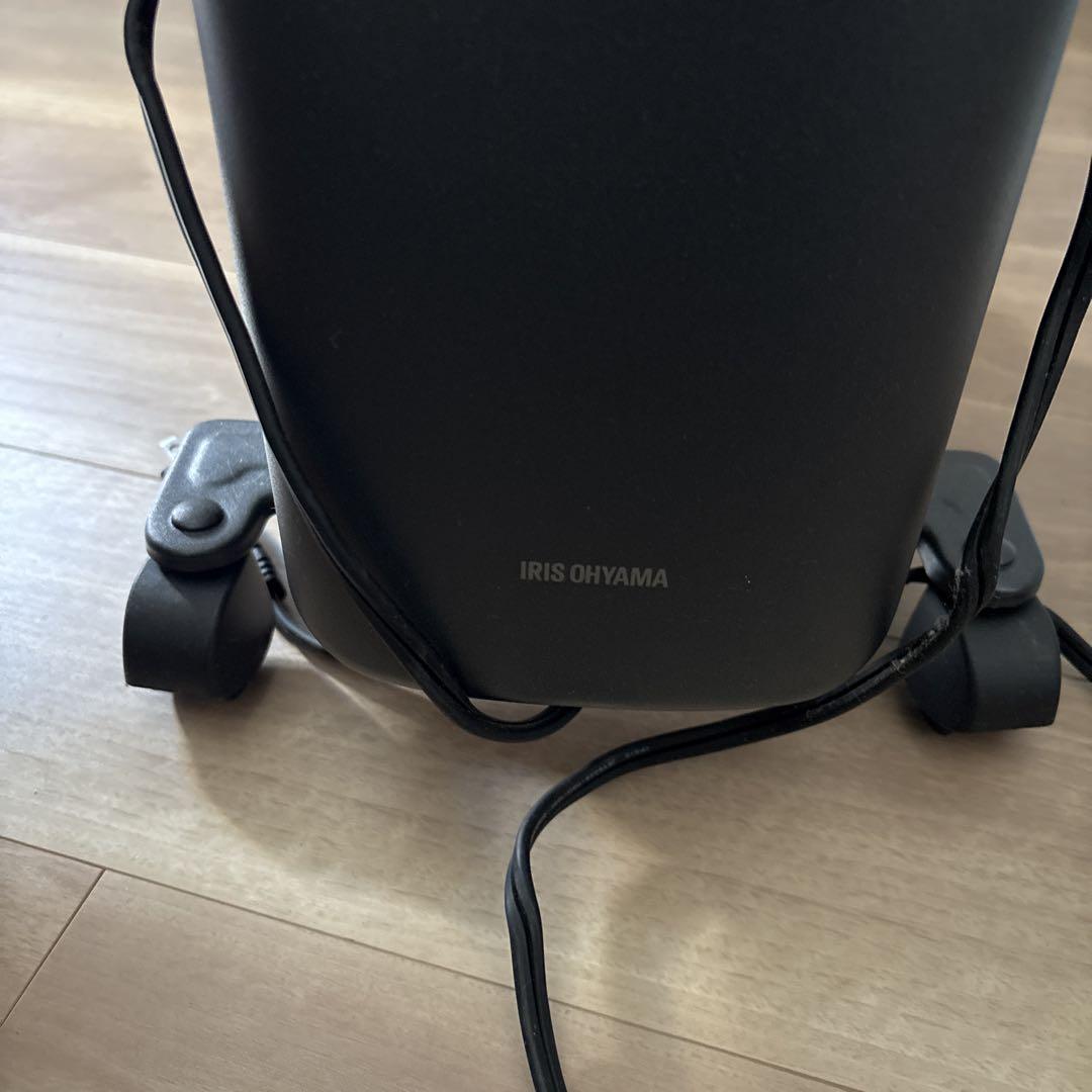 アイリスオーヤマ オイルヒーター ブラック IWHD-1208M-B