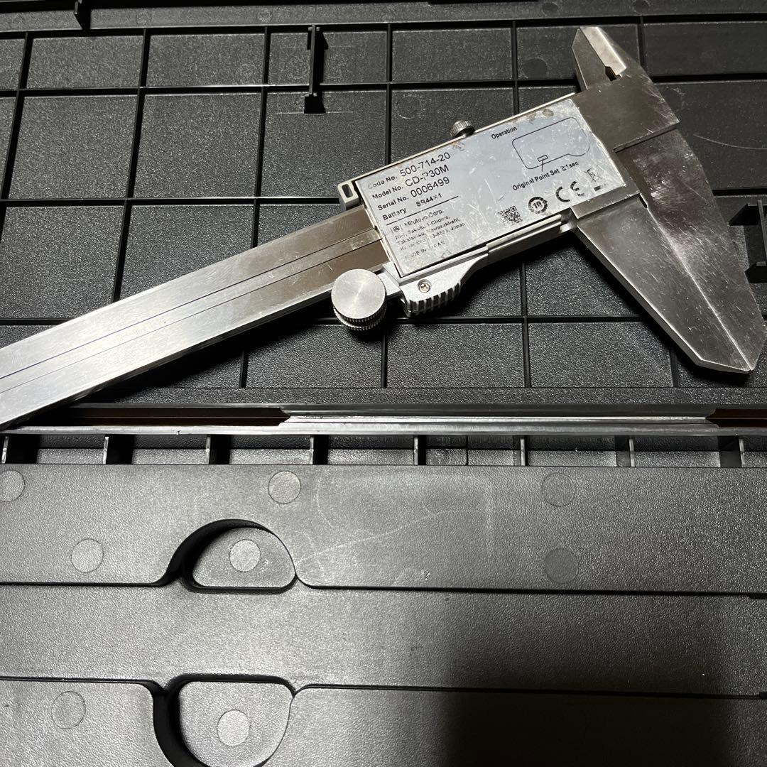 ④Mitutoyo クーラントプルーフデジタルノギス