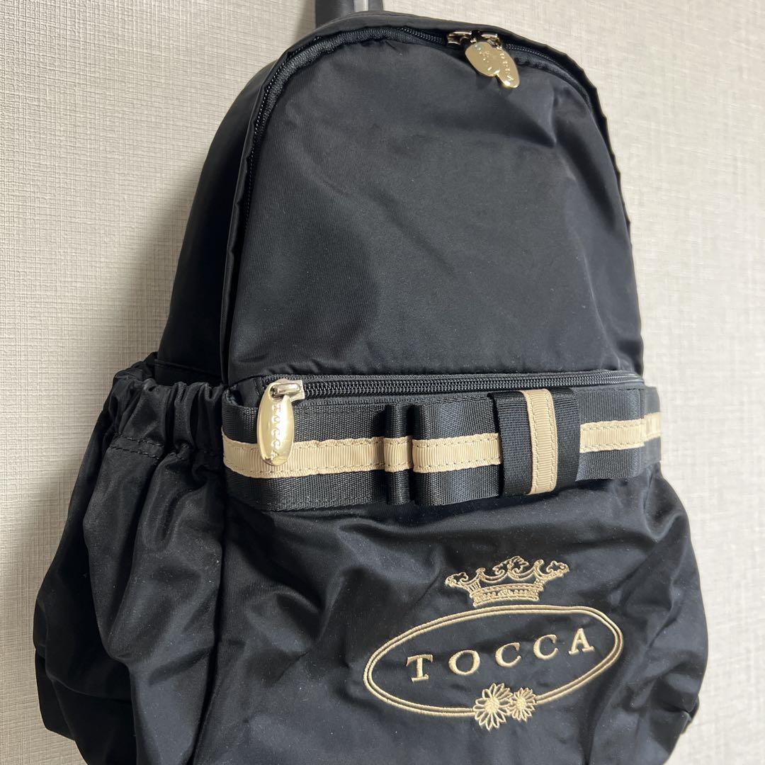 【美品】TOCCA　ナイロンリュック 　ブラック