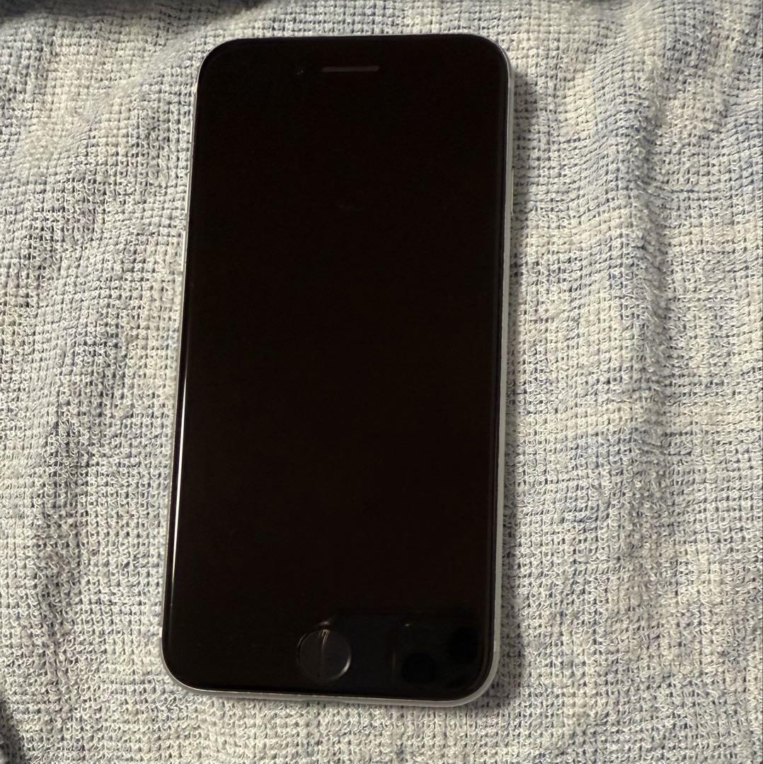 iPhone - iPhonese2 本体 64gb アップル iPhone 第二世代 黒1台 ゲオ公式通販サイト/ゲオオンラインストア【中古】【安心保証