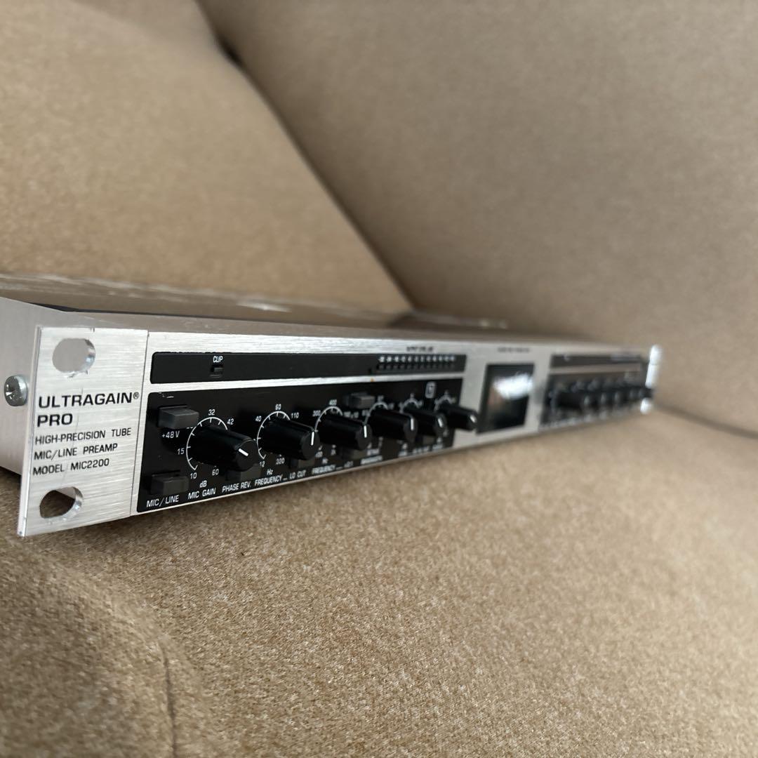 BEHRINGER ベリンガー ULTRAGAIN PRO MIC2200