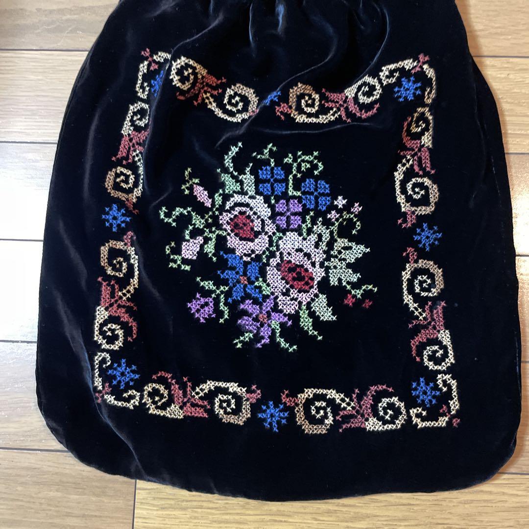 【格安saleスタート】 刺繍 ベルベット メルカリ - バッグ トップス