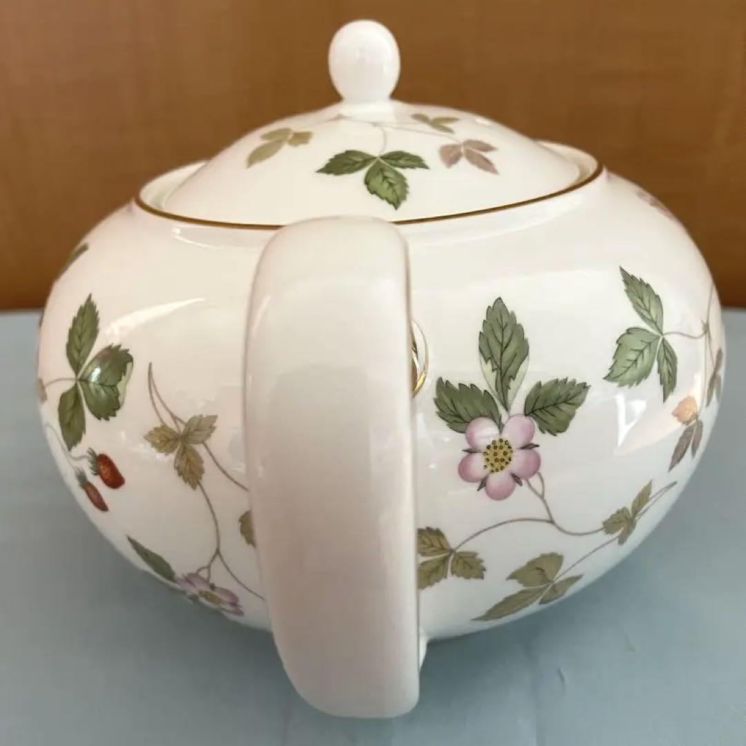 値下げWEDGWOODワイルドストロベリー　ティーポットL サイズ美品　黒壺刻印