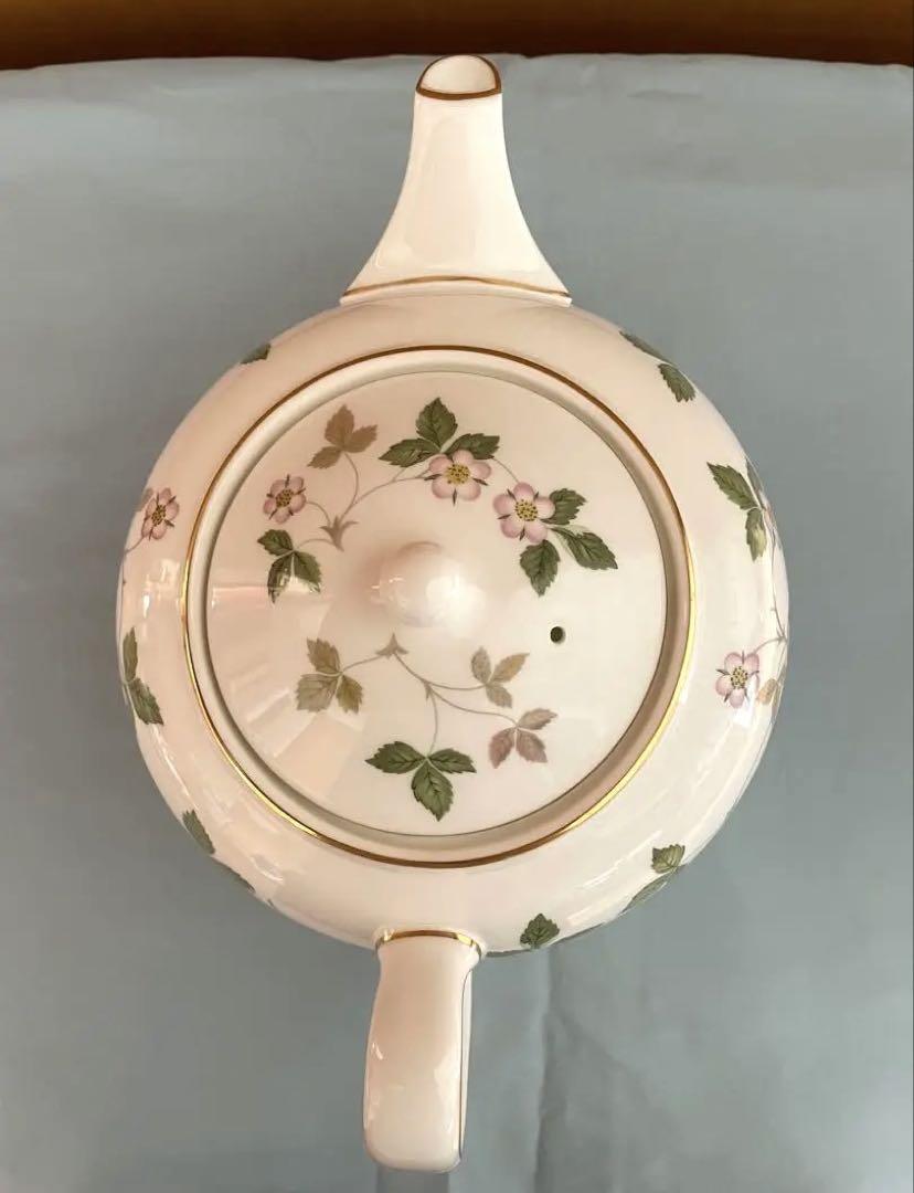 値下げWEDGWOODワイルドストロベリー　ティーポットL サイズ美品　黒壺刻印