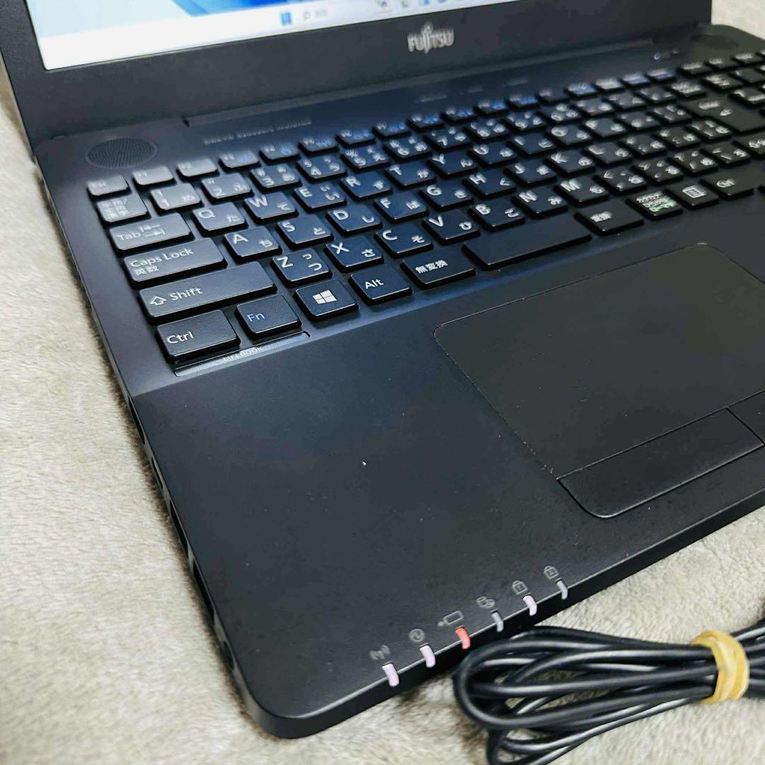S121 FujitsuノートパソコンWEBカメラSSD第7世代Window11 S121 FujitsuノートパソコンWEBカメラSSD第7世代Window11