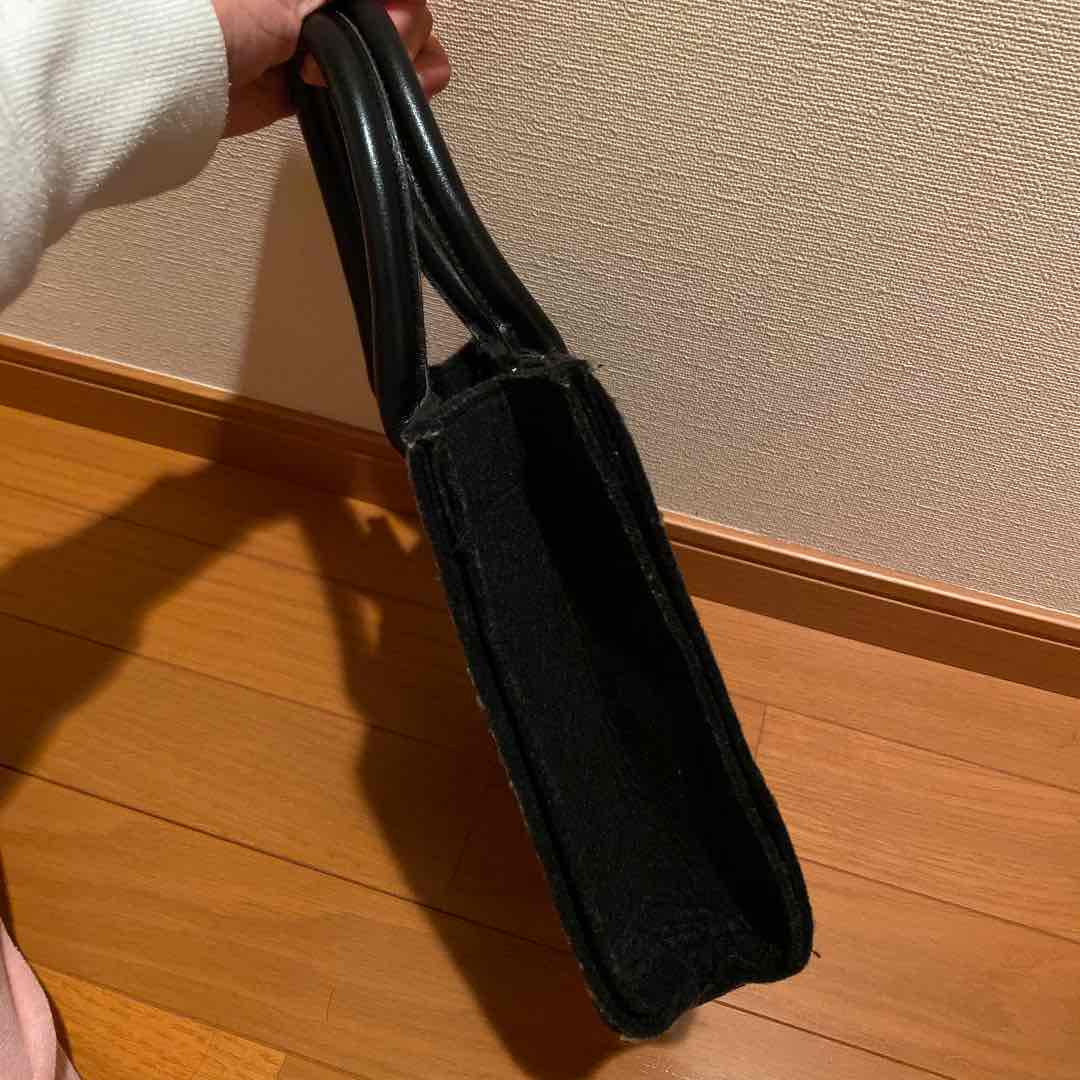新作低価 room306CONTEMPORARY ブラックハンドバッグ yOtGT-m53917644046 人気SALE100%新品