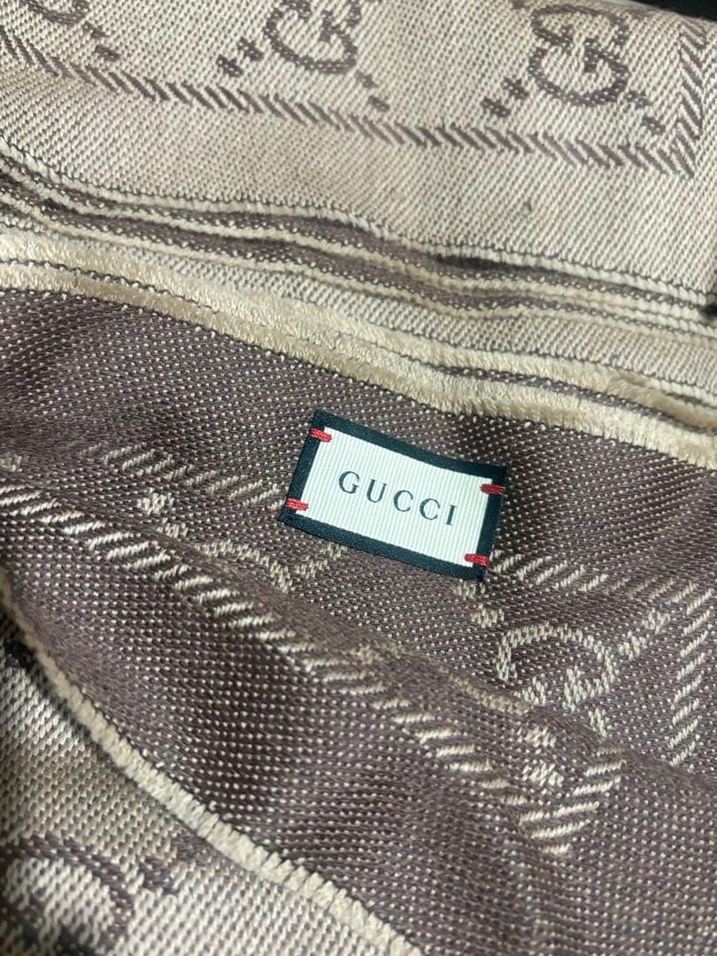 GUCCI GGロゴストール ベージュ・ブラウン GUCCI GGロゴストール ベージュ・ブラウン