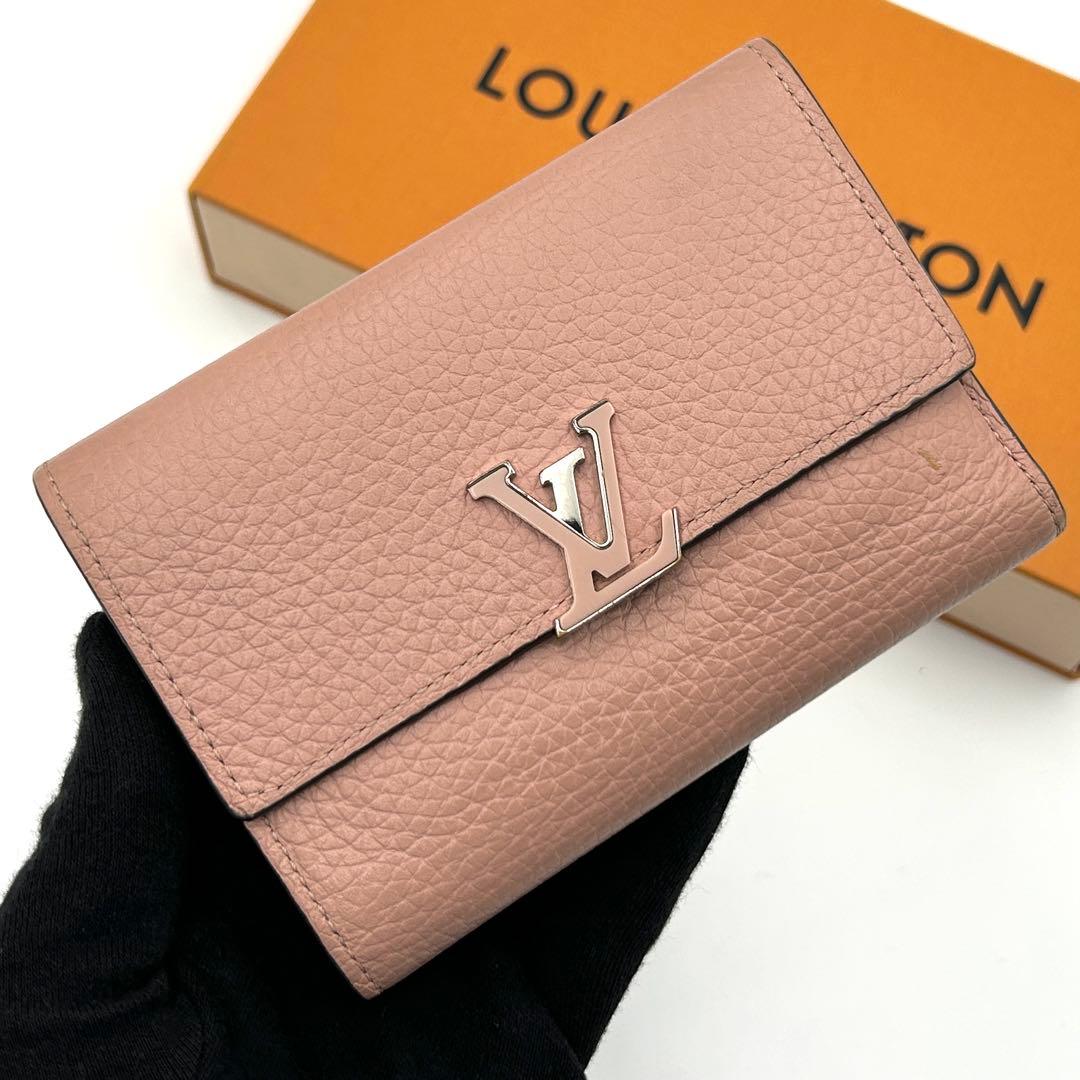 【美品】ルイヴィトン カプシーヌコンパクト 三つ折財布 レディース ピンク