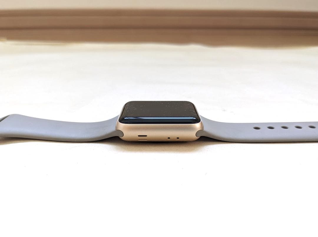 Apple Watch Series2 38mm ゴールド 純正バンド付き Apple Watch Series2 38mm ゴールド 純正バンド付き