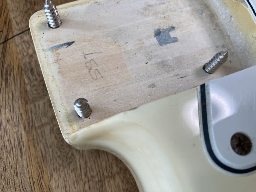 ギター Squier Stratocaster SST body