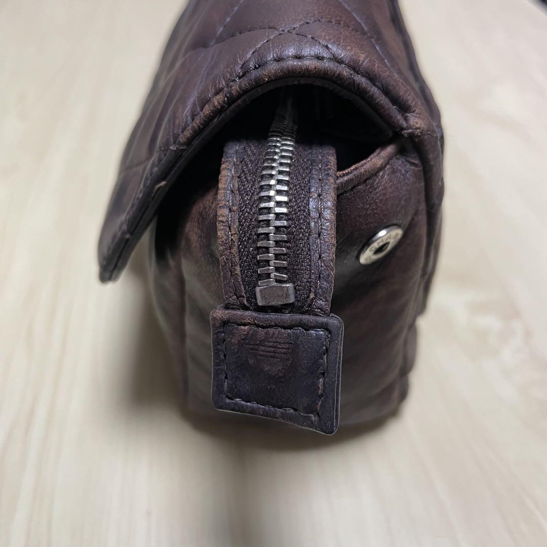 CHANEL メイクポーチ　Dark brown