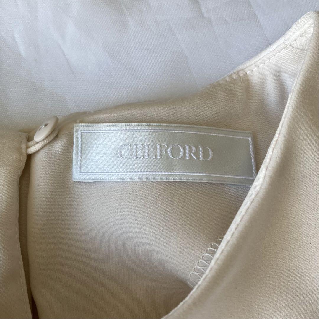 美品　CELFORD セルフォード　オープンショルダーケープブラウス　肩あき
