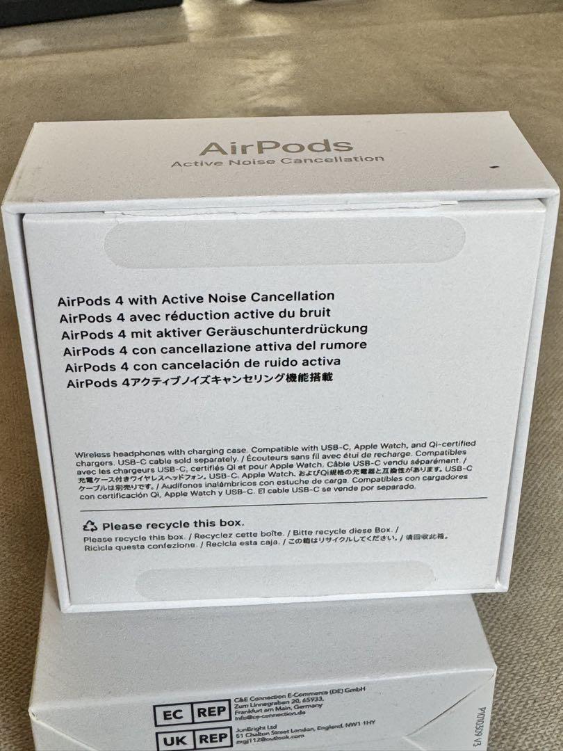 airpods4 ノイズキャンセリング　　　ケース付き