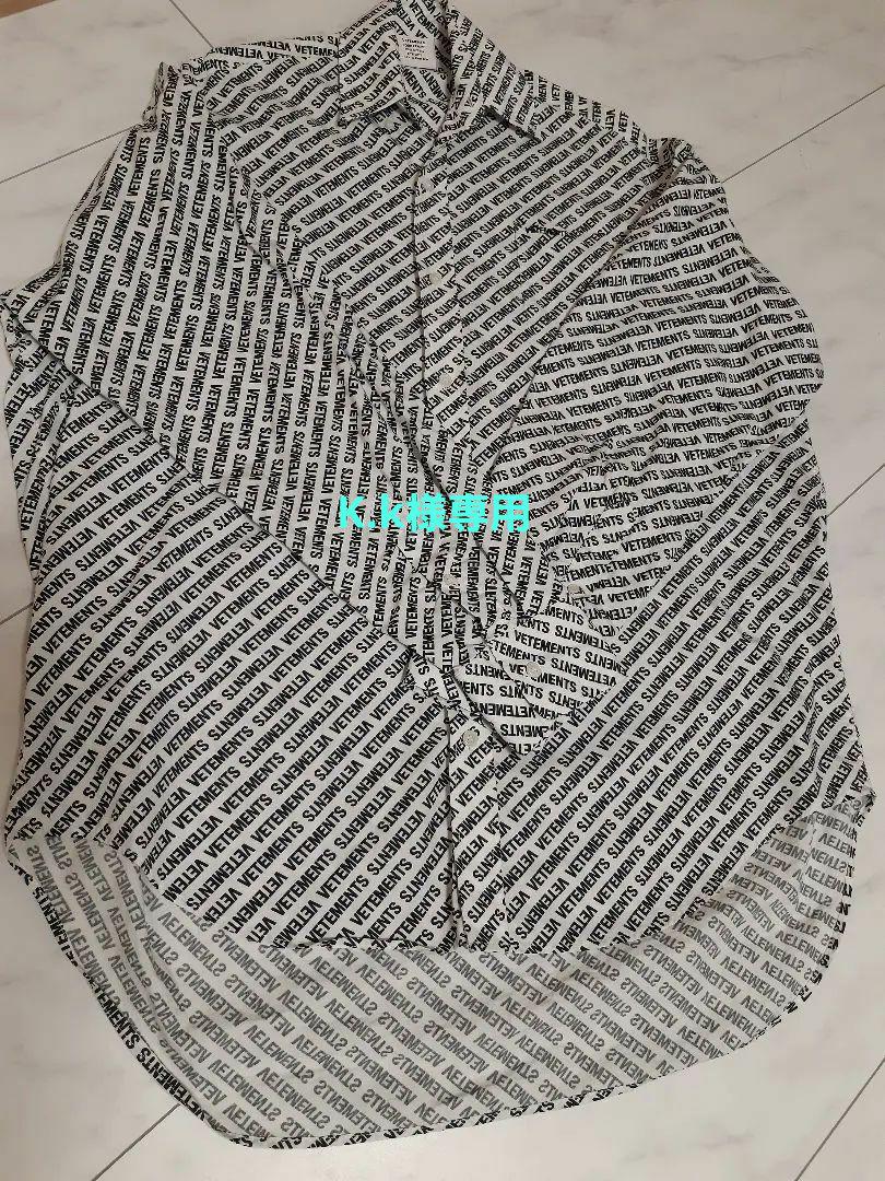VETEMENTS cottonシャツ シャツ - ヴェトモン (VETEMENTS) frugasa.mx