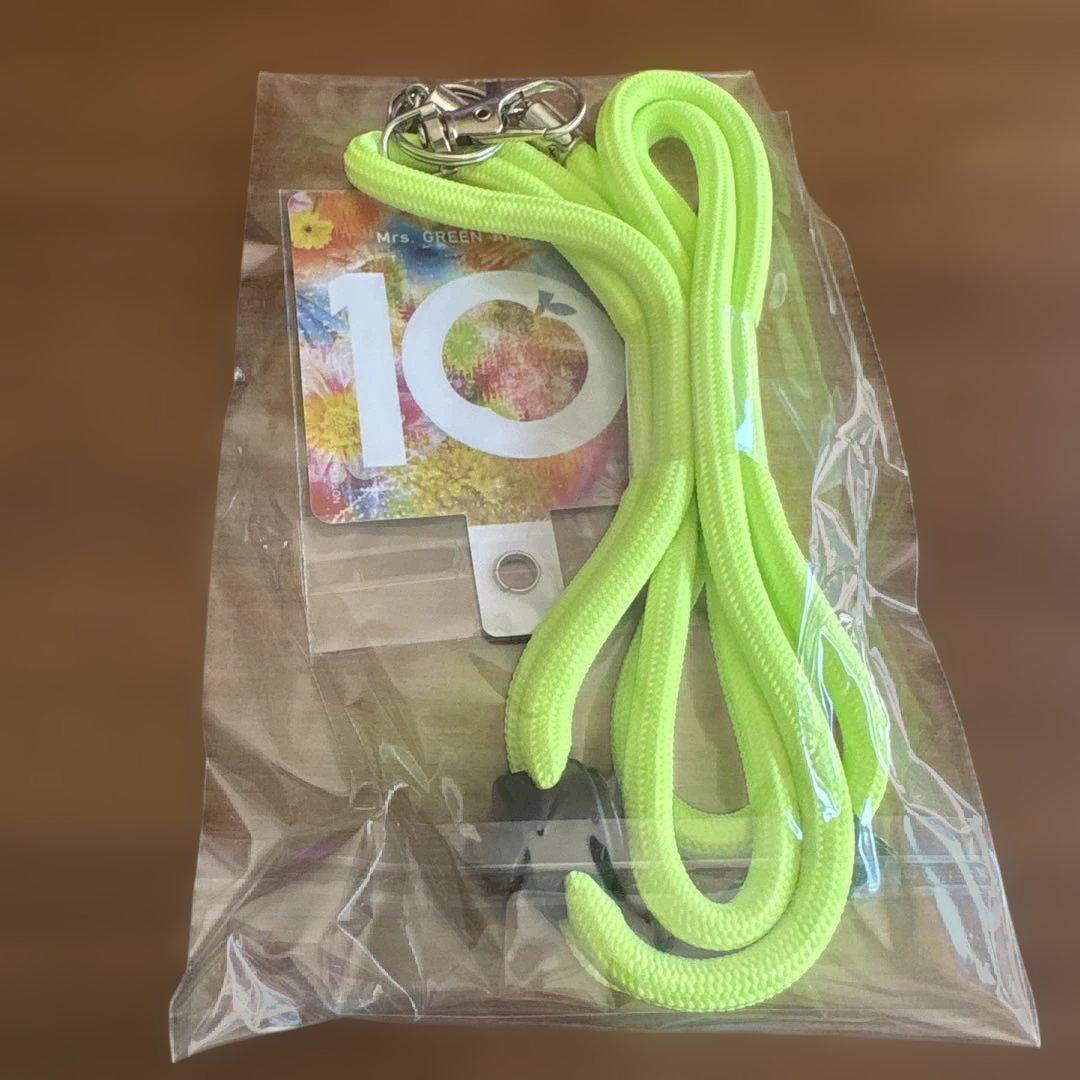Mrs. GREEN APPLE 10 GOODS レンチキュラーフォトカード - メルカリ