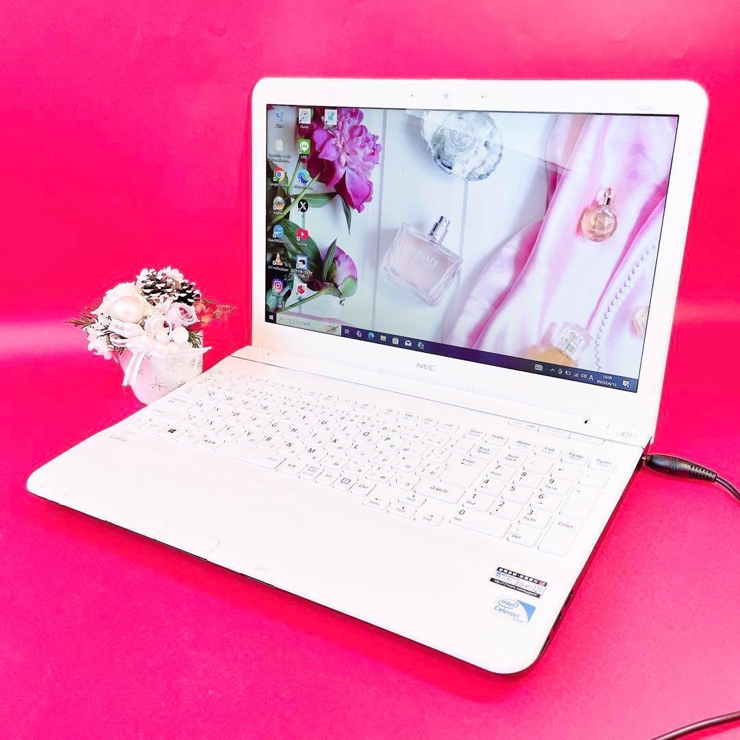 すぐ使える‼️薄型可愛い白ノートパソコン✨️カメラ付き大容量750GBタイピング練習