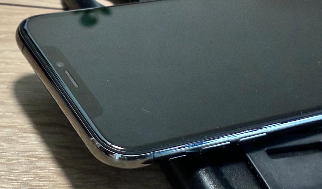 iPhone Xs　本体
