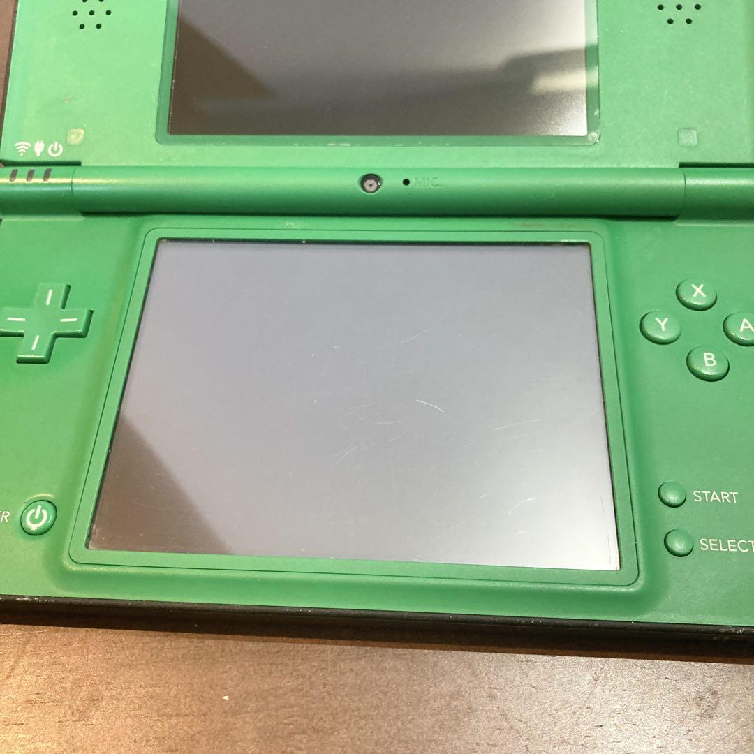 DSi LL