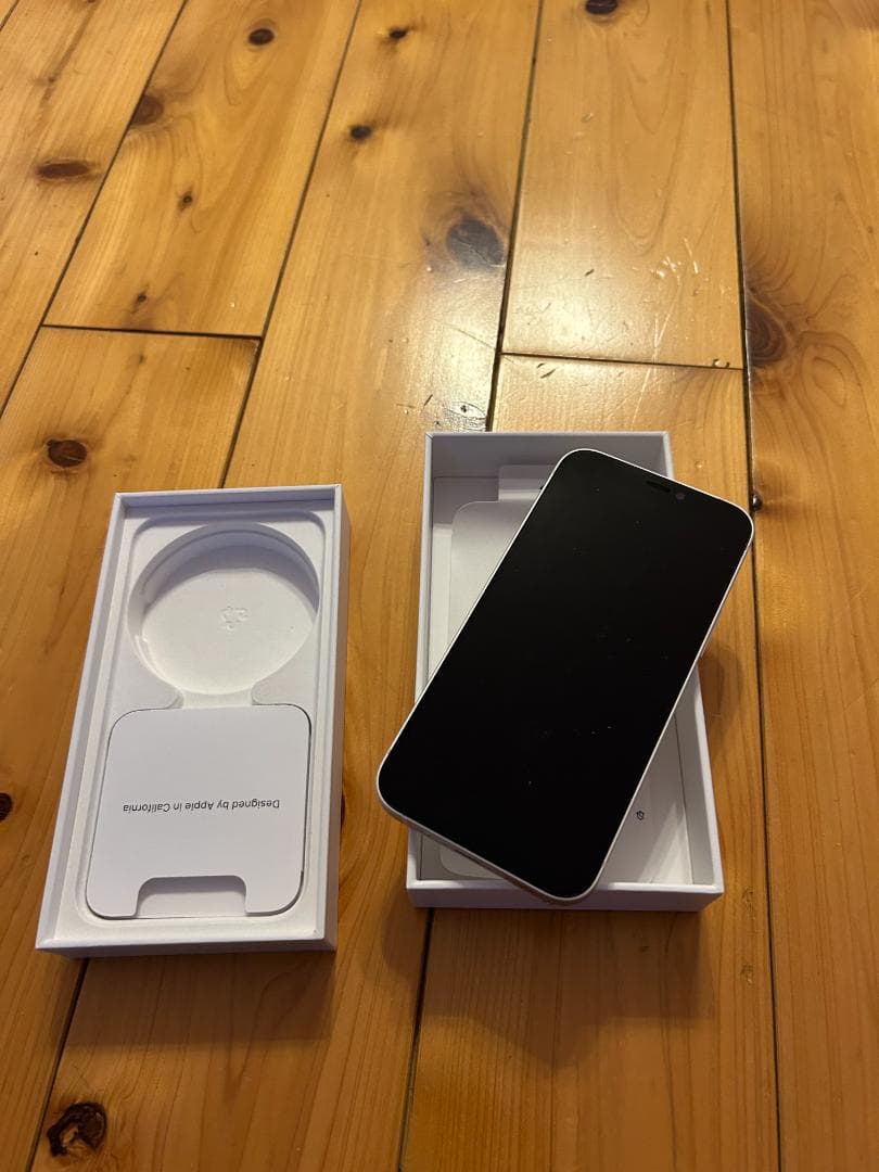 iPhone 12 mini 128GB ホワイト Simフリー ジャンクで