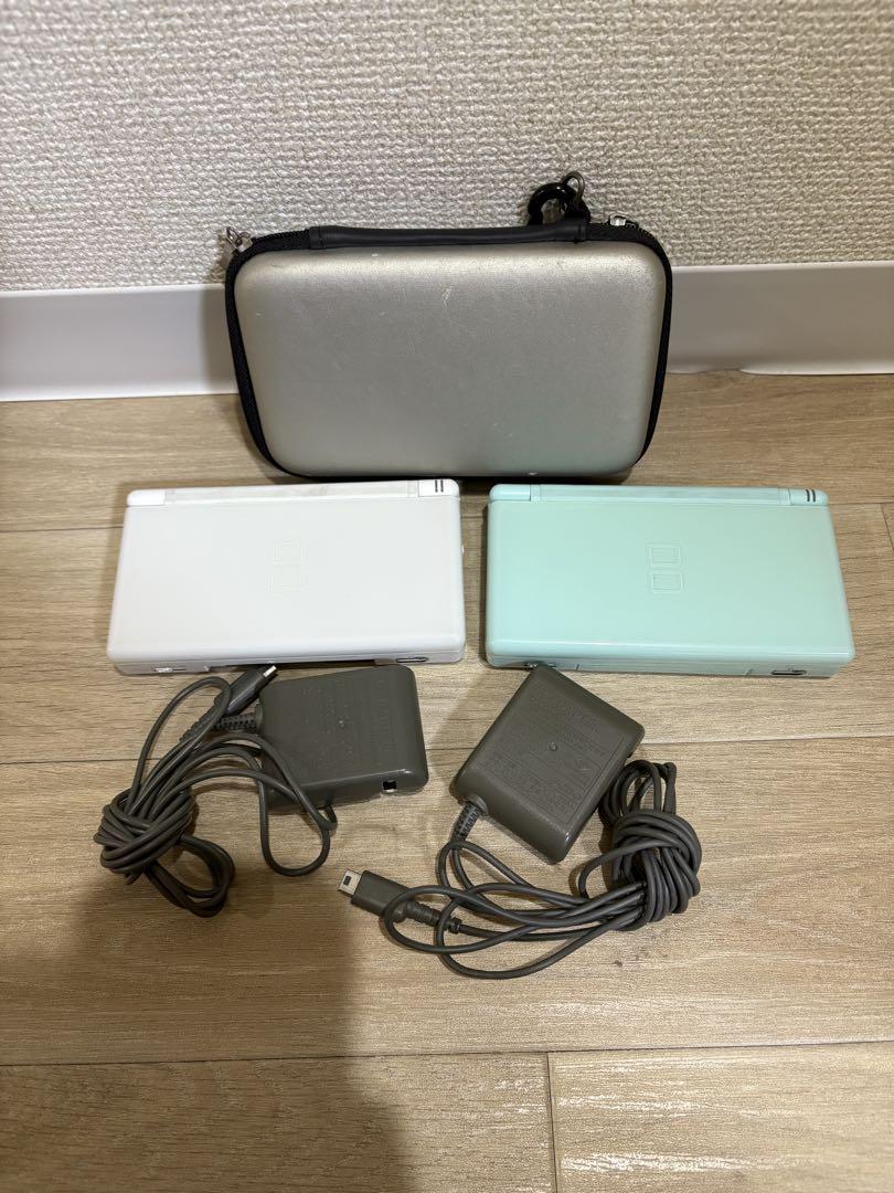 Nintendo DS Lite 本体とACアダプター・ケース付き